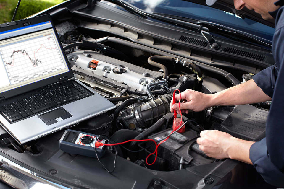 Emergency Car Repairs: How Instant Car Fix is a Game Changer in Urgent Situations